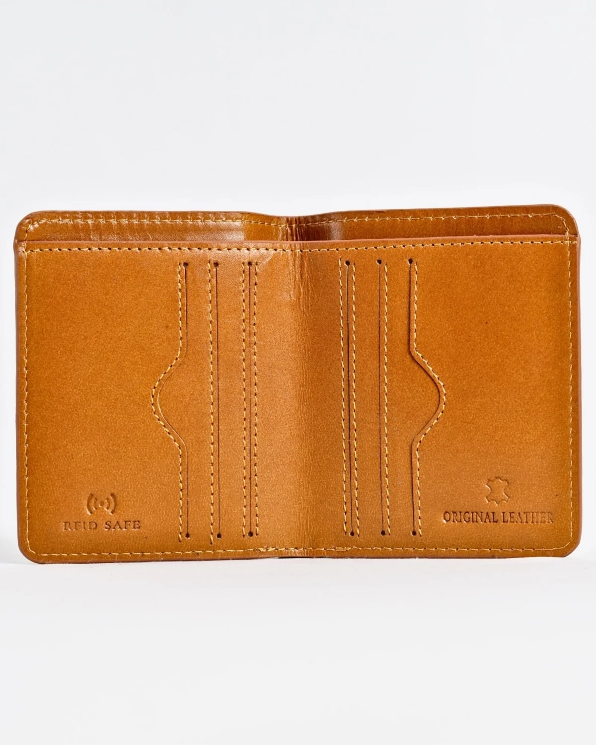 Boston - Men’s Original Leather Minimalist Wallet (Luxury Tan) Boston - Men’s Original Leather Minimalist Wallet (Luxury Tan)